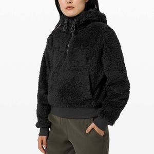 Lululemon Oh So Sherpa Half Zip in Black